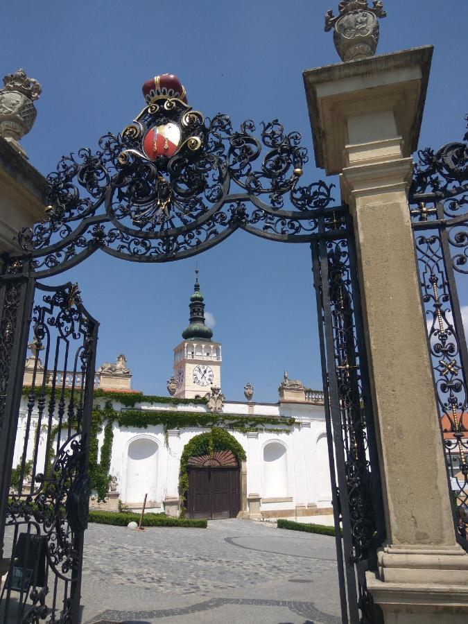 Appartement Le Miracle Rezidence Speicher Mikulov Exterior foto