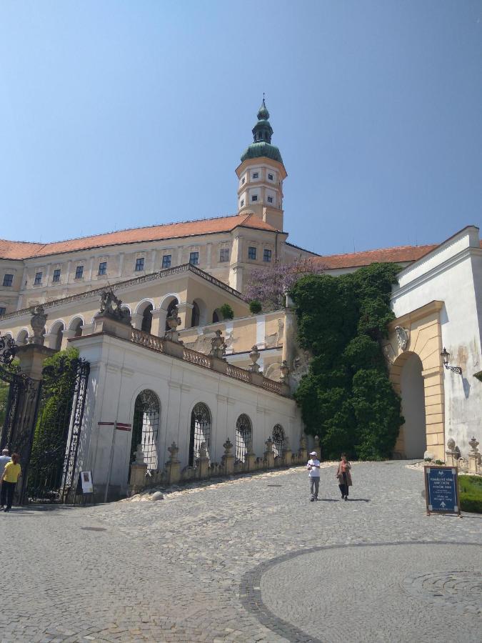 Appartement Le Miracle Rezidence Speicher Mikulov Exterior foto